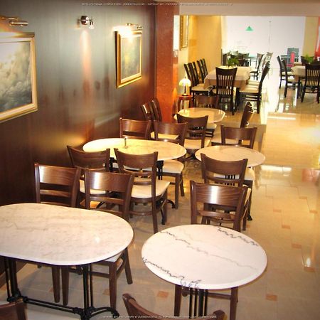 Hotel Lito Paralía 외부 사진