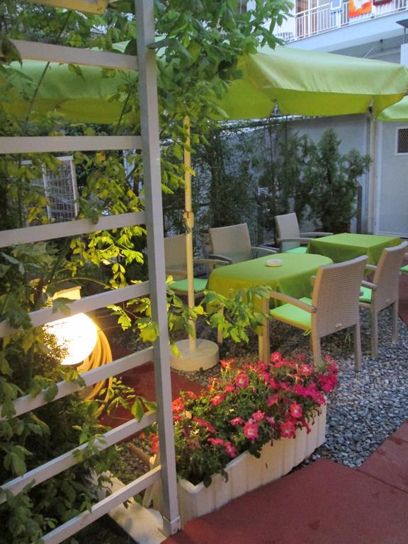 Hotel Lito Paralía 외부 사진